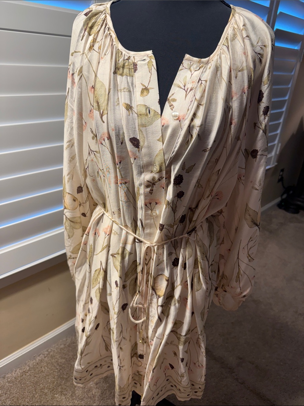 H&M Cream Floral Long-Sleeve Tie-Waist Dress